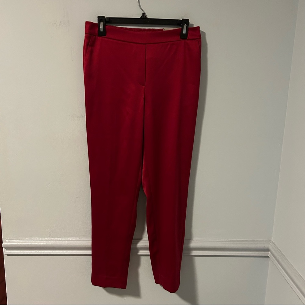 NWT Chico’s Red Claret Pull On Satin Tapered Ankle Fashion Pants Size 4